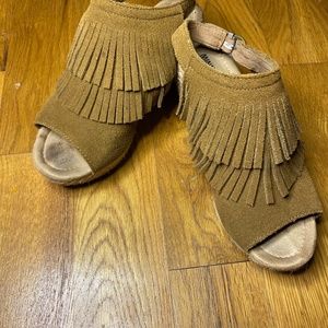 MINNETONKA fringed wedges